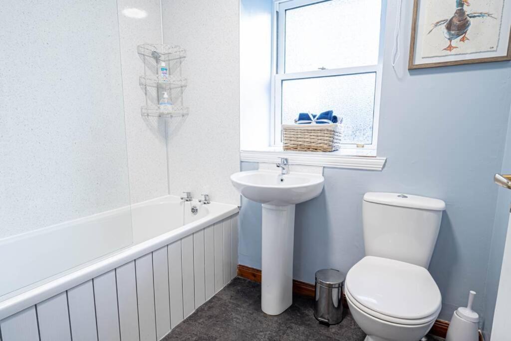 Cozy Newly Renovated Town Centre Apartment Aberfeldy Luaran gambar